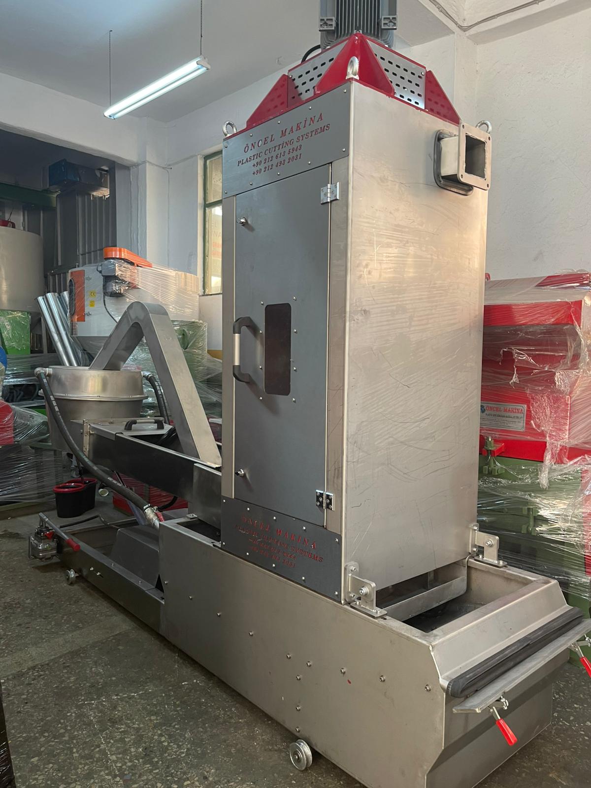 Plastik Kafadan Kesme Makinası Üretimi